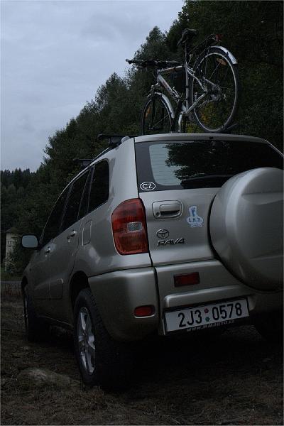 Image21.jpg - .. nebo autem? Anebo nakonec na kole? To se uvidí ...